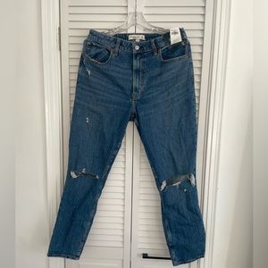 The Skinny High Rise Abercrombie and Fitch Jean